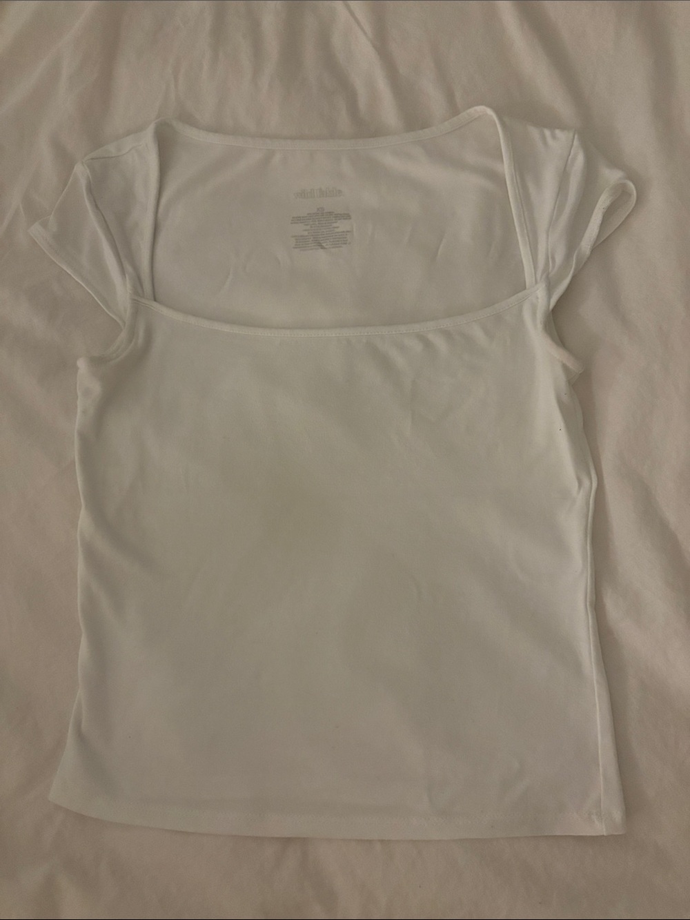 Wild Fable Women’s White Capped Sleeve Scoop Neck Top